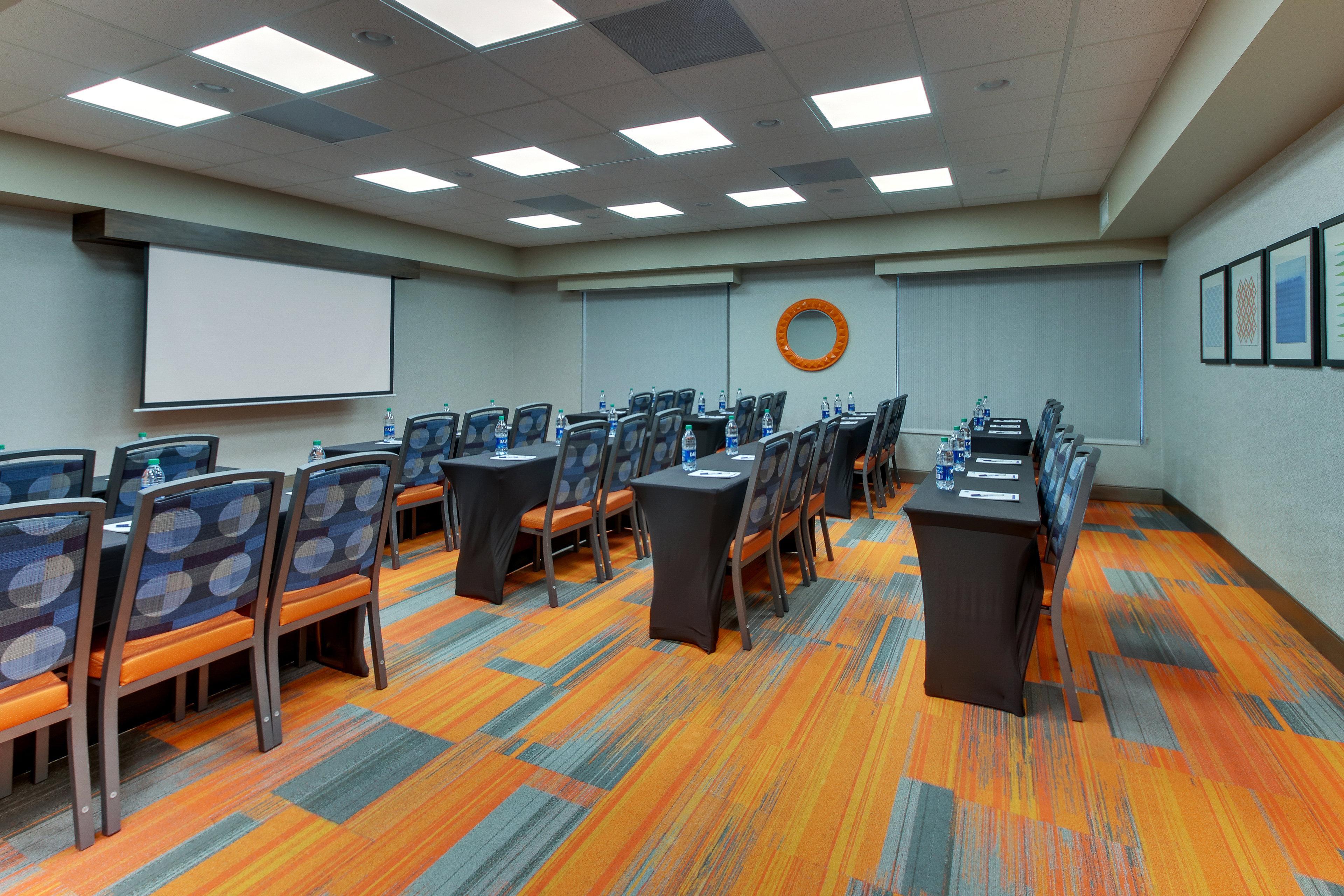 Holiday Inn Express & Suites Atlanta Perimeter Mall Hotel By Ihg Sandy Springs Exterior foto