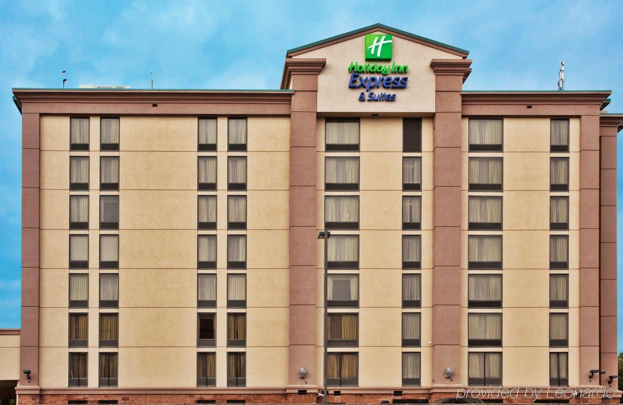 Holiday Inn Express & Suites Atlanta Perimeter Mall Hotel By Ihg Sandy Springs Exterior foto