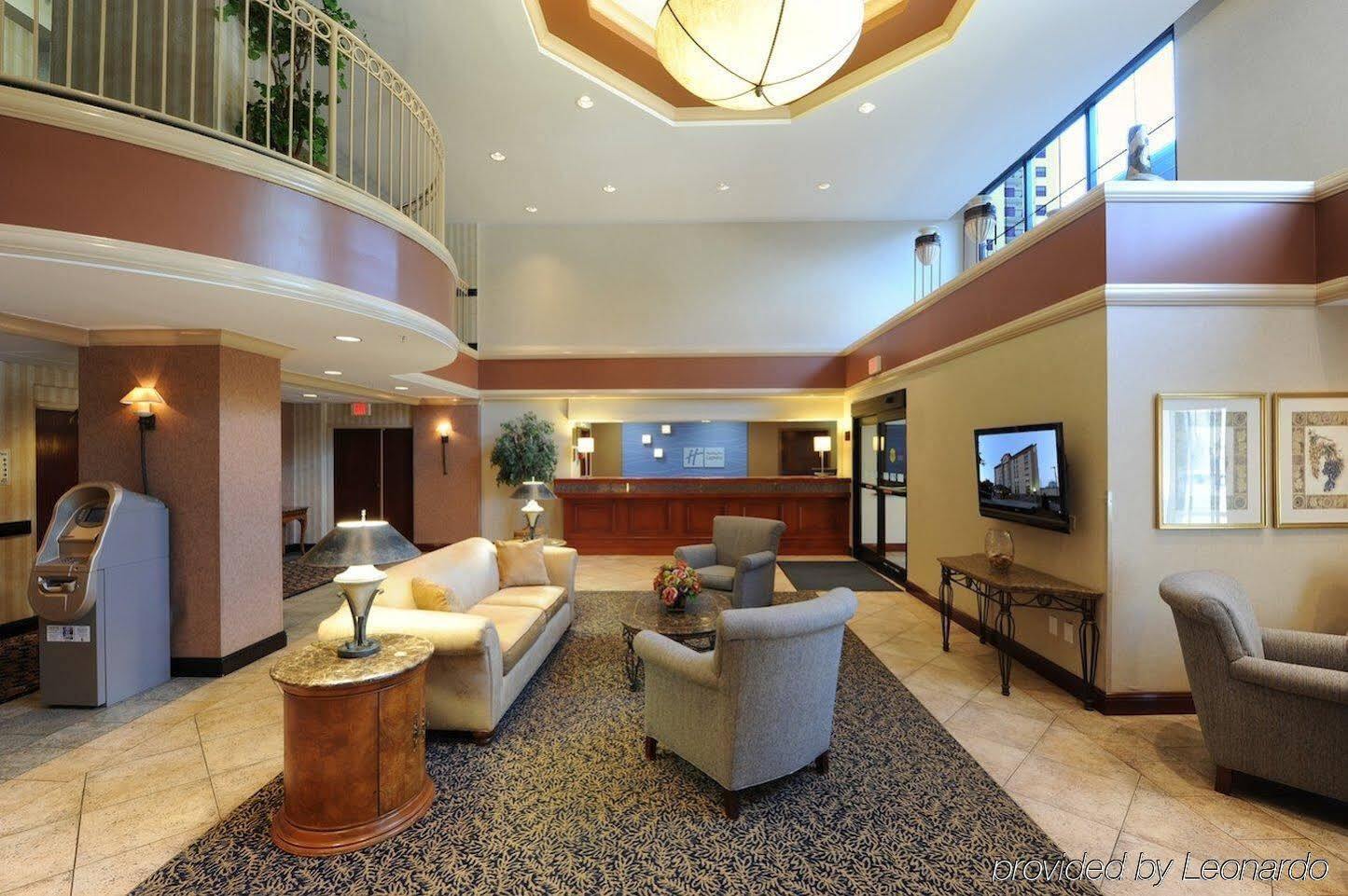 Holiday Inn Express & Suites Atlanta Perimeter Mall Hotel By Ihg Sandy Springs Exterior foto